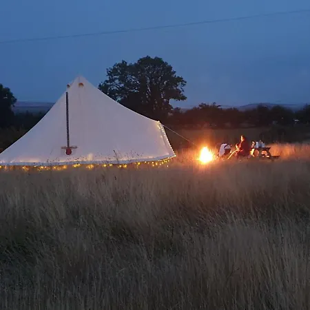 Dom wakacyjny 6 Guests - Bell Tent - Wood Stove - Parking *